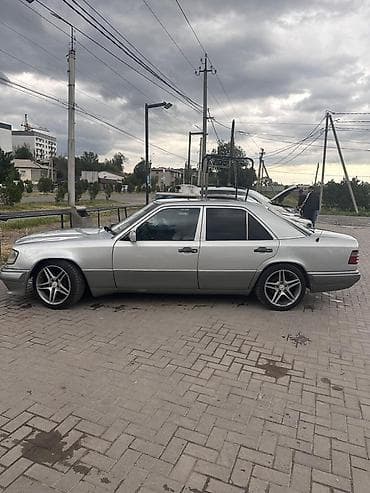 mers e124: Mercedes-Benz W124: 1993 г., 3.2 л, Автомат, Бензин, Седан — 5