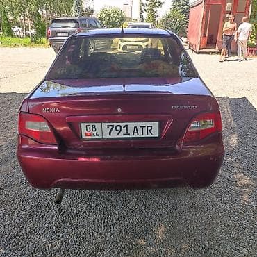 Daewoo Nexia: 2011 г., Седан