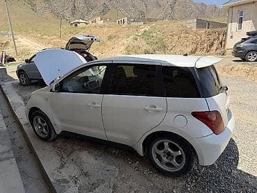 toyota 1000: Toyota Ist: 2003 г., 1.5 л, Автомат, Бензин — 4