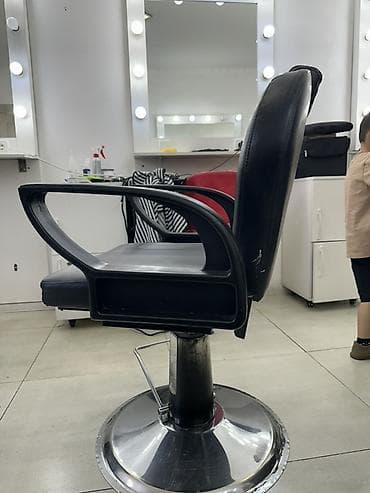 кресло парикмахер бу: 3шт кресло сатылатСалон красотыга 1шт 15000с абалы абдан жакшы 2шт — 3