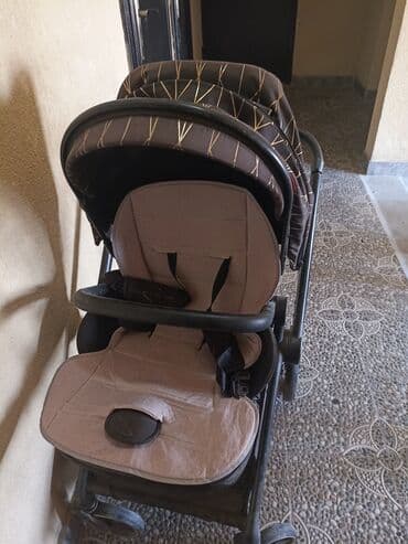 Коляска, цвет - Черный, Б/у