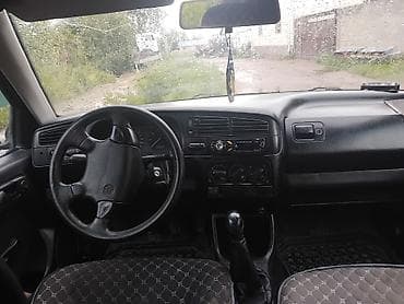 Транспорт: Volkswagen Golf: 1992 г., Хэтчбэк — 7
