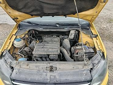 Volkswagen: Volkswagen Polo: 2018 г., Бензин, Седан — 3