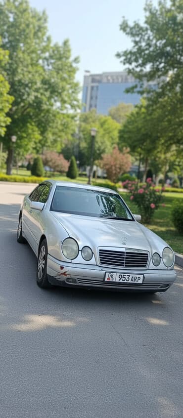 Mercedes-Benz SL 320: 1998 г., 2.8 л, Механика, Бензин, Седан