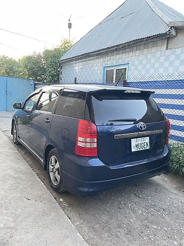 Toyota WISH: 2004 г., 1.8 л, Автомат, Бензин, Минивэн — 4