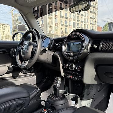 Транспорт: Mini Cooper S: 2019 г., 2 л, Робот, Бензин, Хэтчбэк — 8