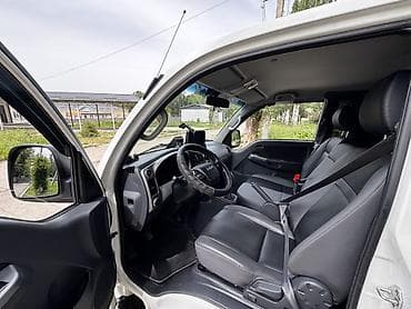 авто ижара: Kia BONGO: 2022 г., 2.5 л, Кол менен иштөөчү, Газ, Пикап — 10