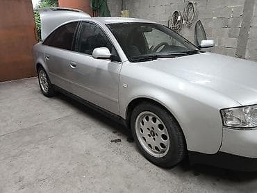 аудио техника: Audi A6: 2001 г., 2.4 л, Механика, Бензин, Седан — 3