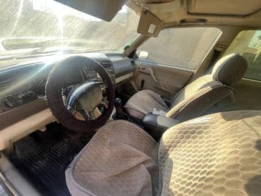 авто венто: Volkswagen Vento: 1992 г., Механика, Бензин, Седан — 6