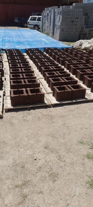 скамейки б у: Пескоблок Гладкий, Заборный, 150x190x390, Самовывоз, Бесплатная доставка, Платная доставка — 17