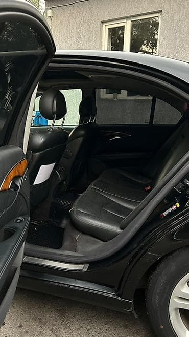 Mercedes-Benz E-Class: 2004 г., 3.2 л, Автомат, Бензин, Седан — 1