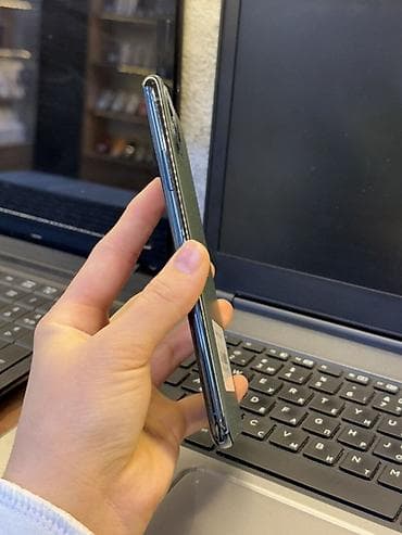 sony playstation 4: IPhone 11 Pro Max, Б/у, 64 ГБ, Matte Midnight Green, Зарядное устройство, Защитное стекло, Чехол, В рассрочку, 82 % — 2