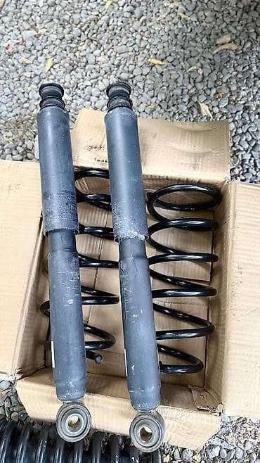 hyperko 2: Комплект родных амортизаторов Tokico - Toyota 4Runner N280 / Тойота — 3