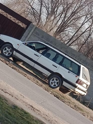 обмен авто с доплатой: Volkswagen Passat: 1990 г., 1.8 л, Ручные, Бензин, Универсал — 3