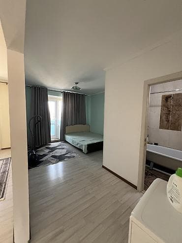 105: 3 комнаты, 64 м², Кара-Жыгач ж/м 105 серия, 3 этаж, Косметический ремонт — 3