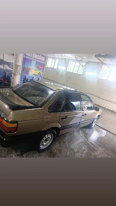 Volkswagen: Volkswagen Passat: 1991 г., Механика, Седан — 2
