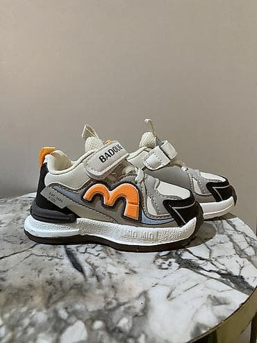 обувь 31: Новые кроссовки размер 26 /27/28/28/30/31 продавали два раза дороже ! — 2