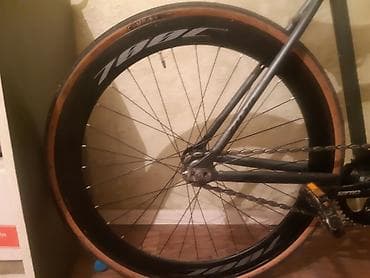 кабина мото: Трековый/фикс велосипед с аэродеталями - Рама и вилка: алюминий — 7