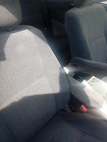 лэндкрузер 200: Toyota Ipsum: 2002 г., Автомат, Бензин, Минивэн — 10