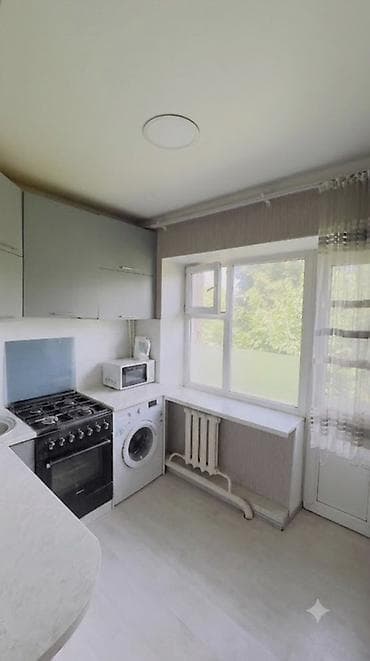 район фучика: 3 комнаты, 61 м², 104 серия, 2 этаж — 3