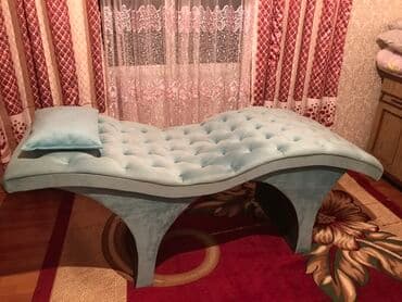 шезлонн: Элегантный шезлонг изумрудного цвета с изогнутой анатомической формой — 2