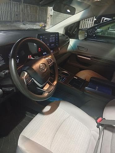 Toyota: Toyota Sienna: 2021 г., 2.5 л, Автомат, Гибрид, Минивэн — 5