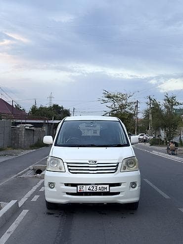 transporter multivan: Toyota Noah: 2003 г., 2 л, Автомат, Бензин, Минивэн — 5