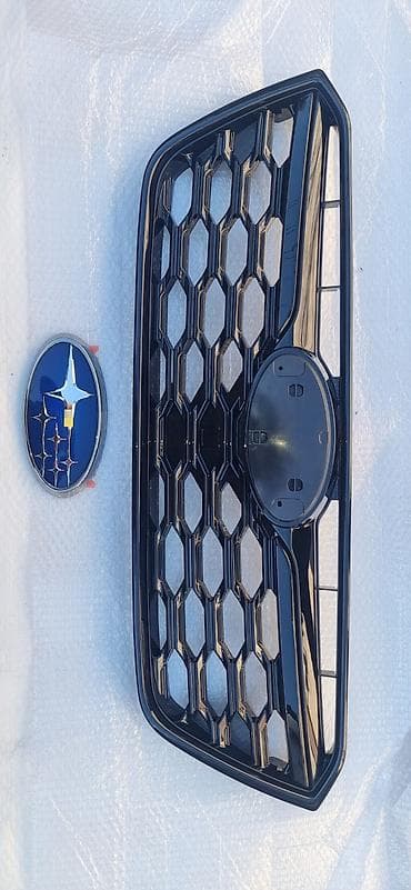 outback 2020: Решетка радиатора Subaru 2020 г., Новый, Аналог — 1