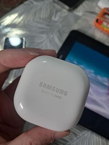 samsung f: Беспроводные вкладыши наушники, Samsung, Galaxy Buds Live, Б/у — 2