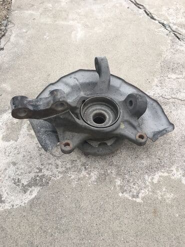 Передняя правая Ступица Toyota Б/у, Оригинал