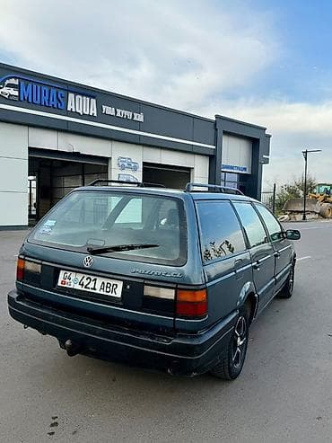1 тонна: Volkswagen Passat Variant: 1989 г., 1.8 л, Кол менен иштөөчү, Бензин, Универсал — 3