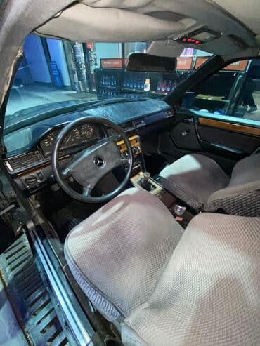 е60 бмв: Mercedes-Benz E-Class: 1986 г., 2.3 л, Механика, Бензин, Седан — 6