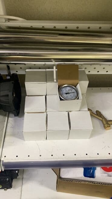 измерительные инструменты: Манометры аналоговые с круглым циферблатом на насосы высокого давления — 3