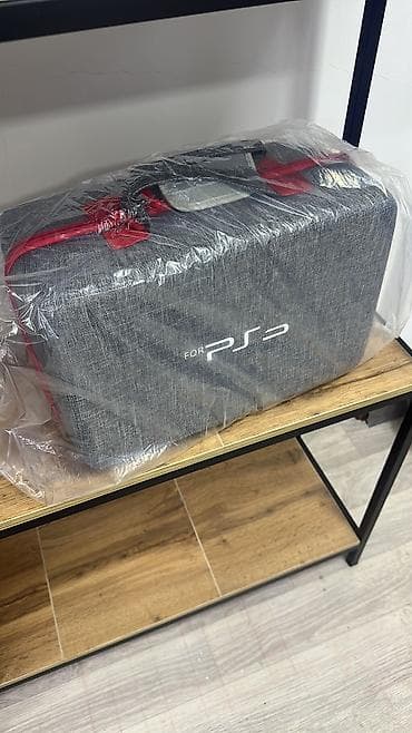 Жесткий кейс-переноска для PlayStation 5! - Формат: кейс с жесткими