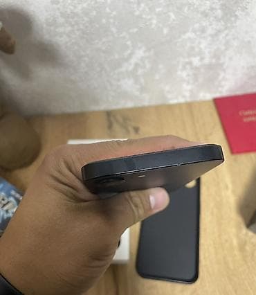 ipad м5: IPhone 16e, Б/у, 128 ГБ, Черный, Защитное стекло, Чехол, Коробка, 99 % — 5