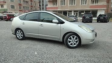 Toyota Prius: 2005 г., 1.5 л, Вариатор, Гибрид, Хэтчбэк