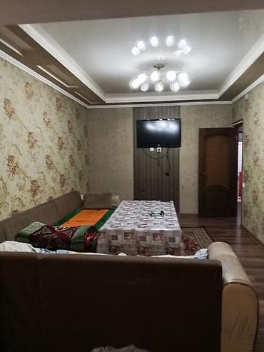 5 комнатная: 3 комнаты, 5 м², 1 этаж, Старый ремонт — 1