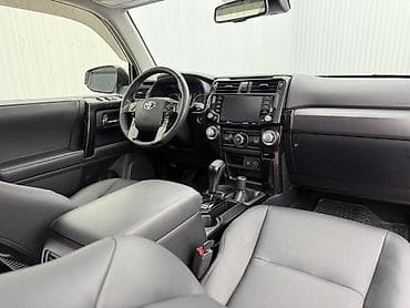 Транспорт: Toyota 4Runner: 2020 г., 4 л, Автомат, Бензин, Внедорожник — 10