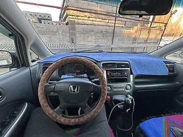 honda stream 2003: Honda Stream: 2002 г., 2 л, Механика, Бензин, Минивэн — 1