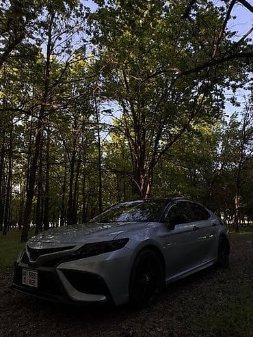 салазка на бампер: Toyota Camry: 2021 г., 2.5 л, Автомат, Бензин, Седан — 8