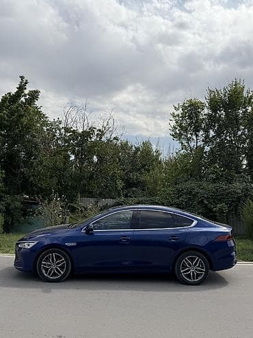 byd qin l: BYD Qin: 2021 г., 1.5 л, Вариатор, Электромобиль, Седан — 4
