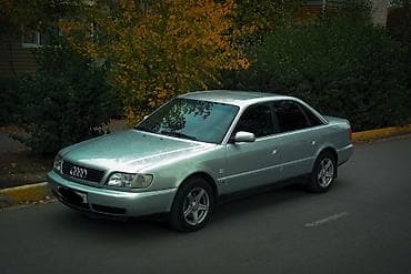 Audi A6: 1995 г., 2.6 л, Механика, Бензин, Седан