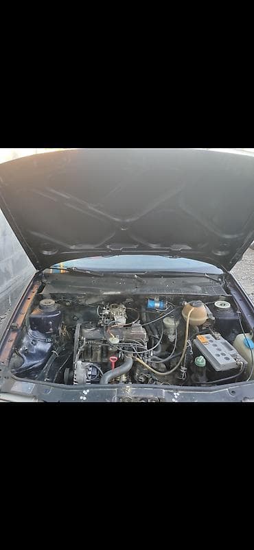 Volkswagen Golf: 1992 г., Механика, Бензин, Хэтчбэк — 2