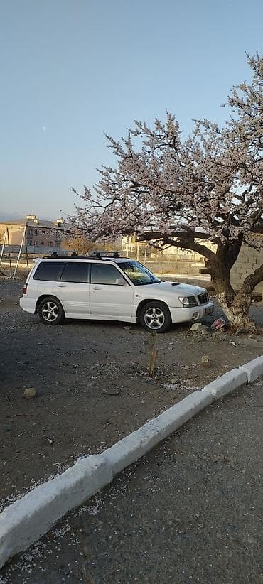 Subaru Forester: 2001 г., 2 л, Автомат, Бензин, Универсал at lalafo.kg Subaru Forester: 2001 г., 2 л, Автомат, Бензин, Универсал
