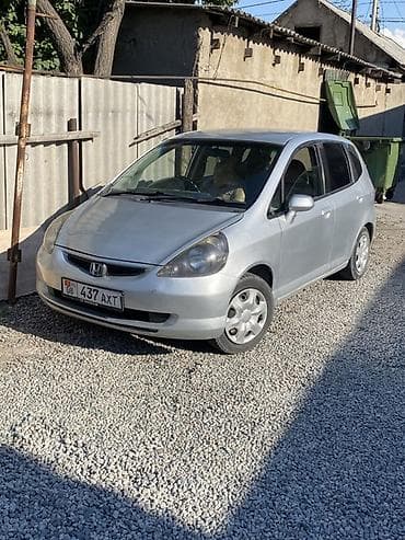 Honda Fit: 2002 г., 1.3 л, Автомат, Хэтчбэк at lalafo.kg Honda Fit: 2002 г., 1.3 л, Автомат, Хэтчбэк