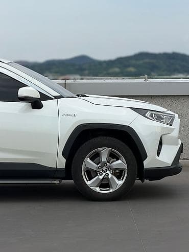 avalon 2017: Toyota RAV4: 2021 г., 2.5 л, Автомат, Гибрид, Кроссовер — 8