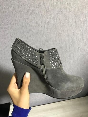 Ботинки и ботильоны: Ботильоны замшевые,в идеальном состоянии — 2