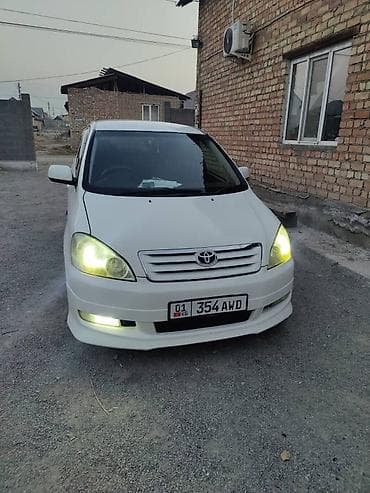 bmw 2003: Toyota Ipsum: 2002 г., 2.4 л, Автомат, Газ, Минивэн — 9