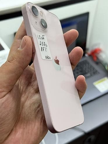 Apple iPhone: IPhone 13, Б/у, 256 ГБ, Розовый, Защитное стекло, Чехол, 87 % — 4