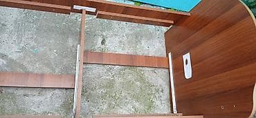 bunk bed: Детская кровать, состояние идеальное, матрас поролоновый есть, свреху — 10